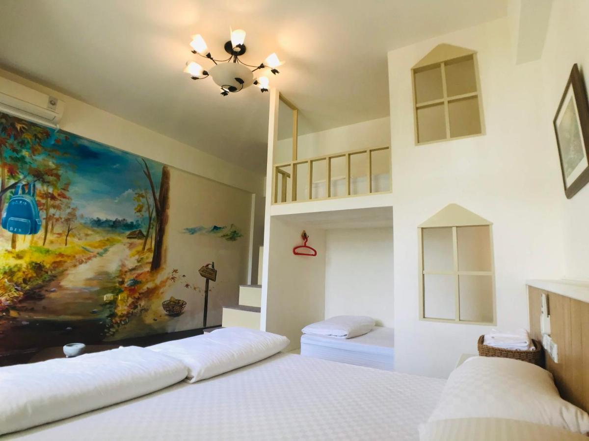 Shining Forest Hostel Хуалянь Экстерьер фото
